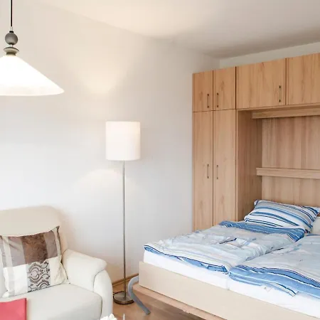 Prázdninový dům Lovely In With Balcony *